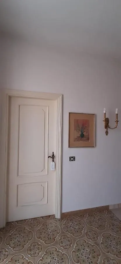 Hotel Sa Prenda E Oro Ula Tirso Affittacamere